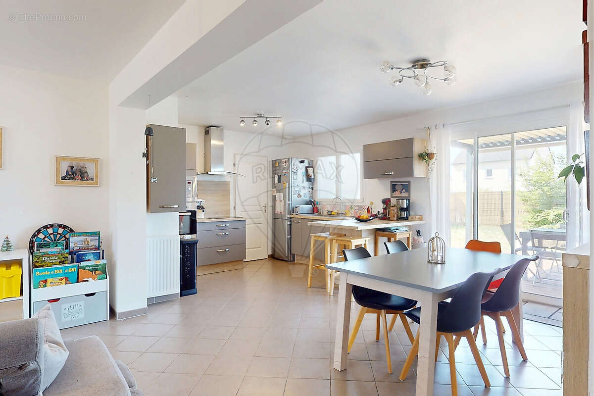 Maison à MAREAU-AUX-PRES