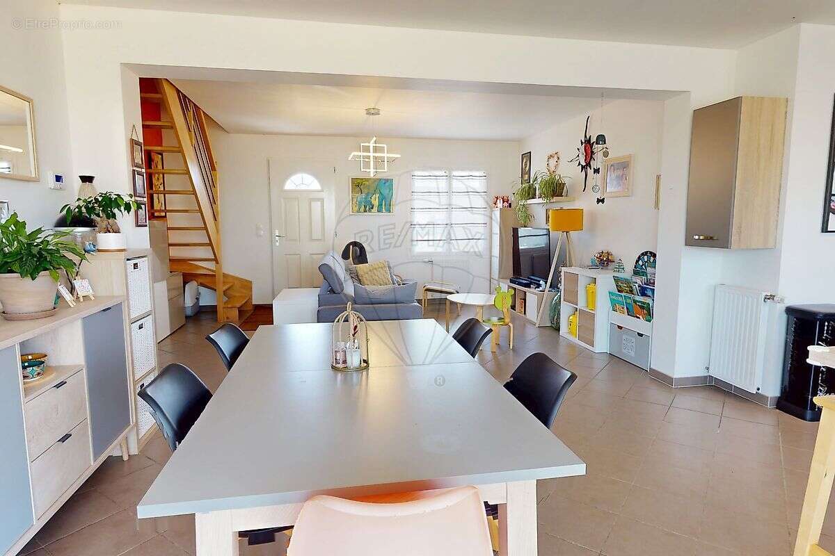 Maison à MAREAU-AUX-PRES