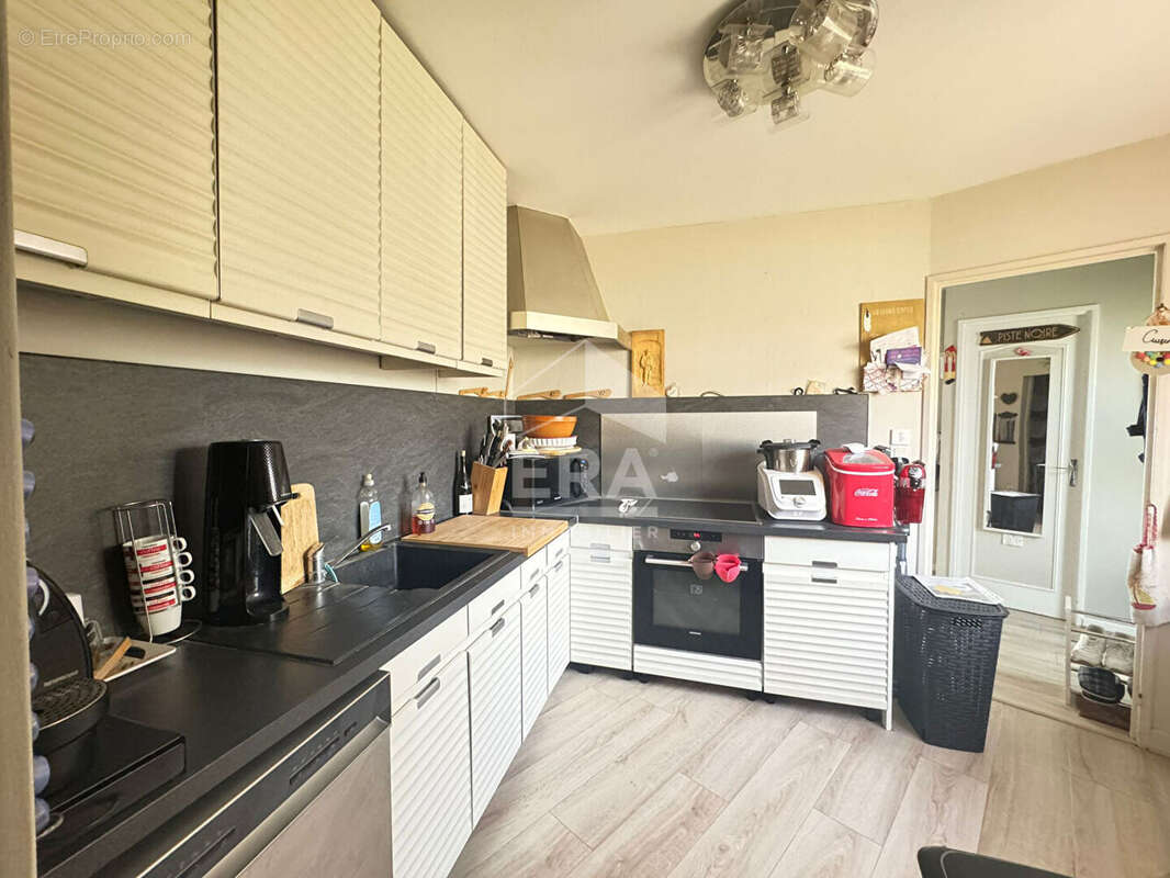 Maison à VILLIERS-LE-BACLE