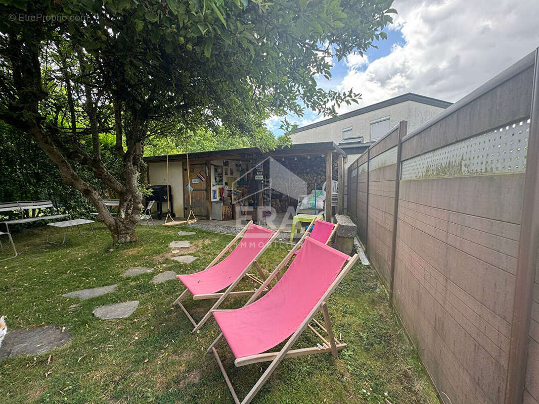 Maison à VILLIERS-LE-BACLE