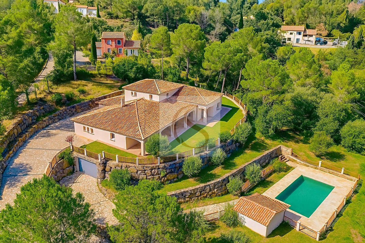 Maison à LE THORONET