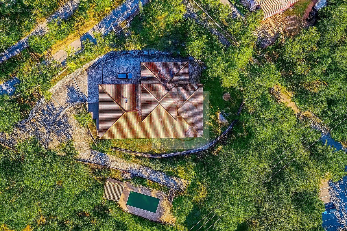 Maison à LE THORONET