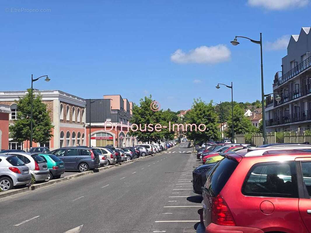 Appartement à CORBEIL-ESSONNES