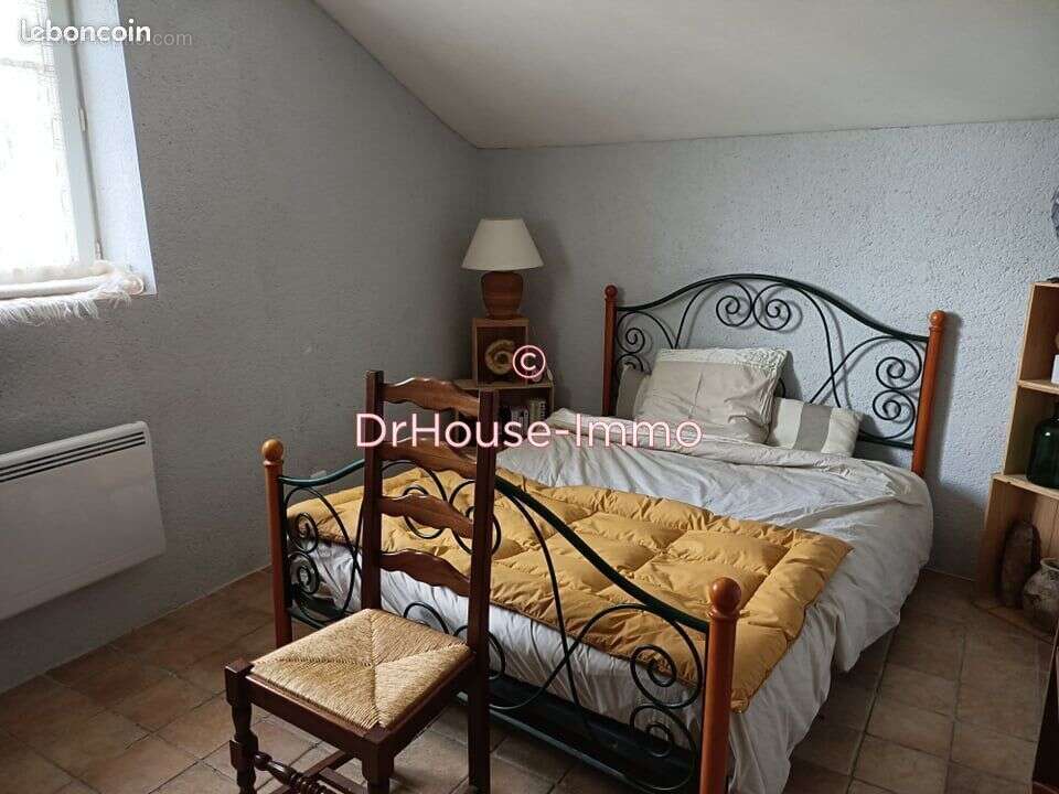 Appartement à CROUZILLES