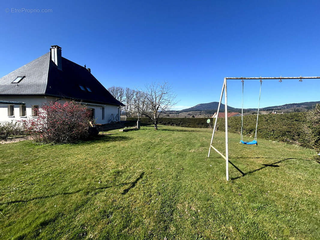 Maison à PROVENCHERES-SUR-FAVE