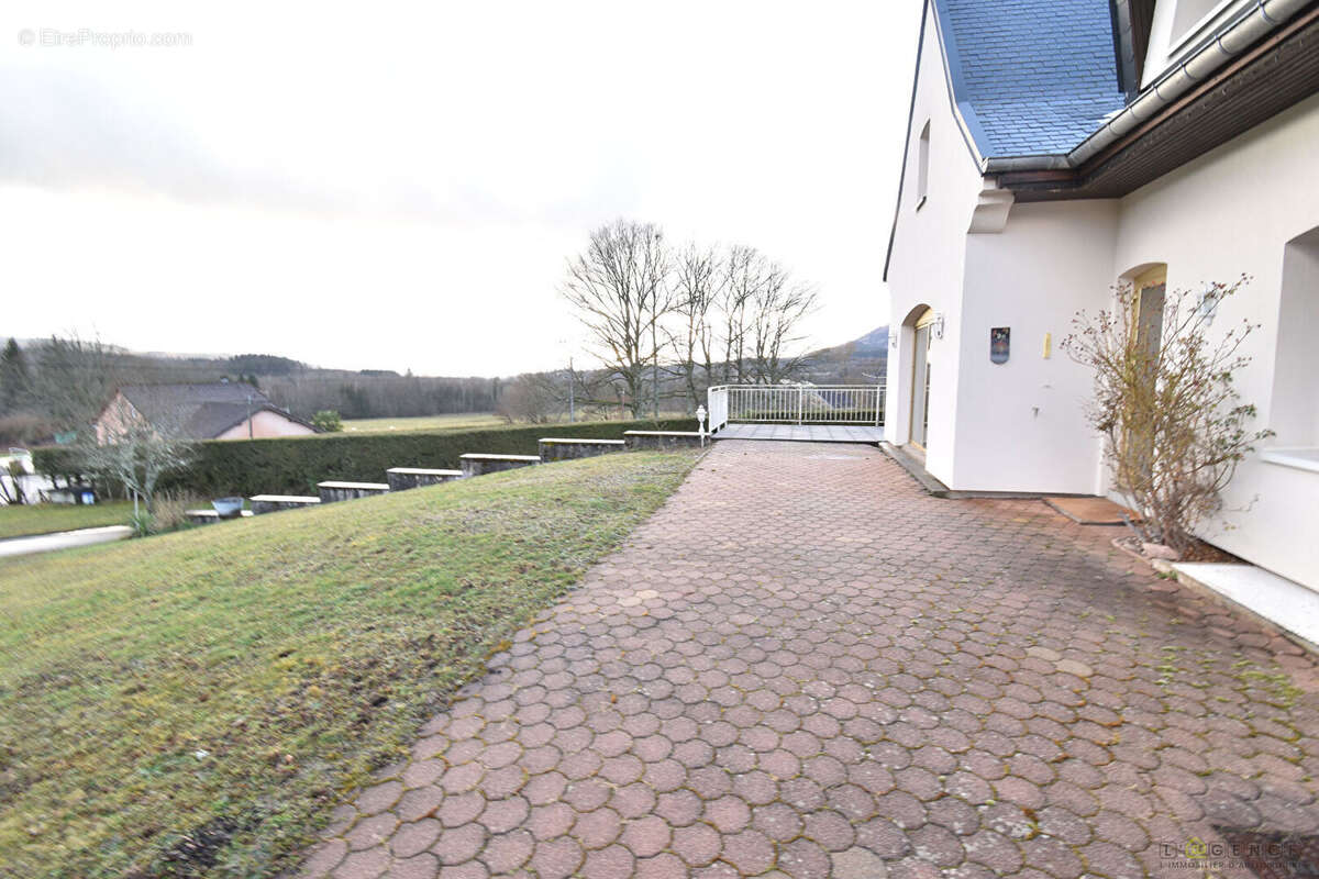 Maison à PROVENCHERES-SUR-FAVE