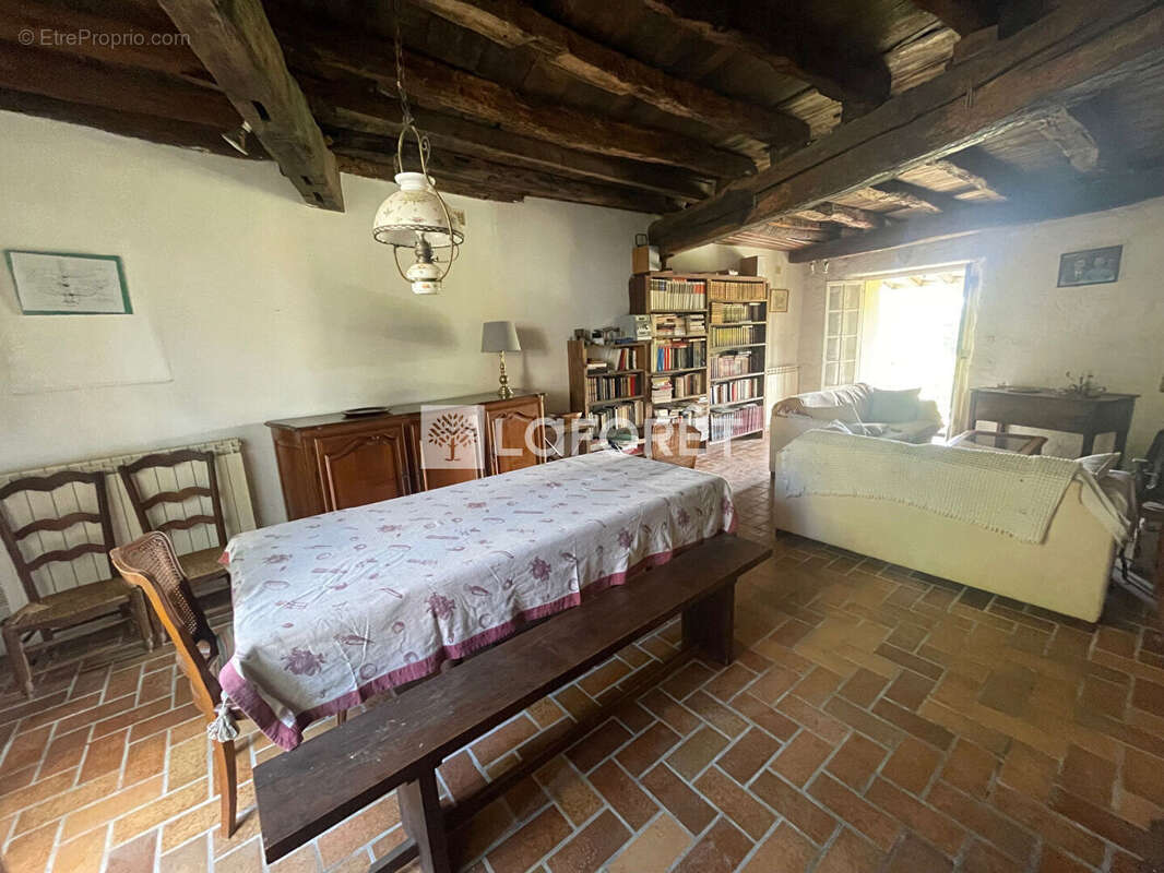 Maison à GAJA-LA-SELVE