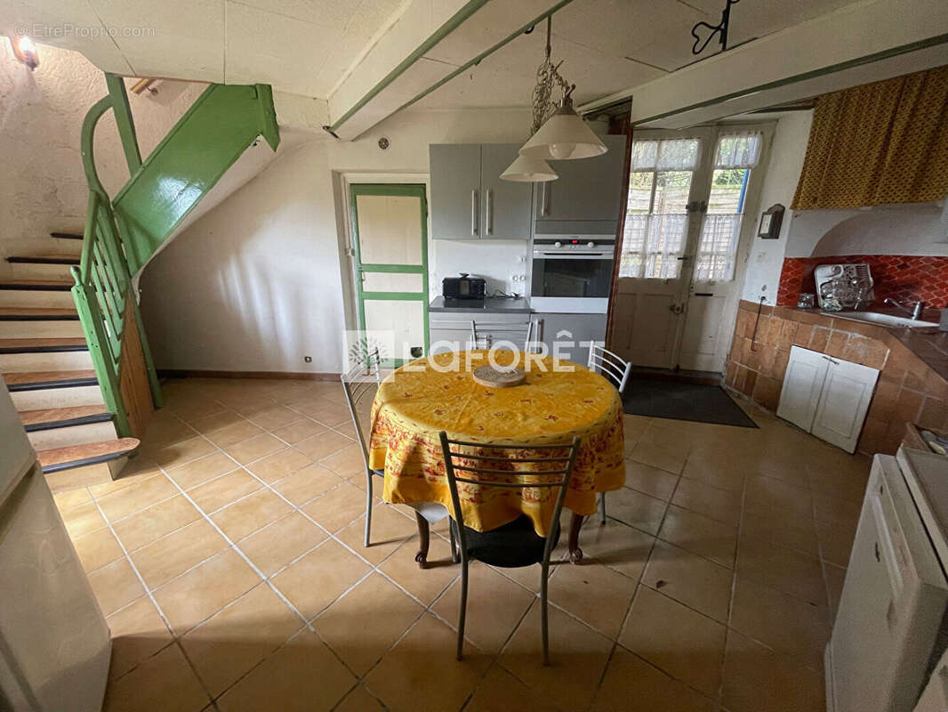 Maison à GAJA-LA-SELVE