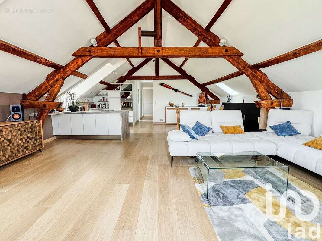 Photo 2 - Appartement à CRECY-LA-CHAPELLE