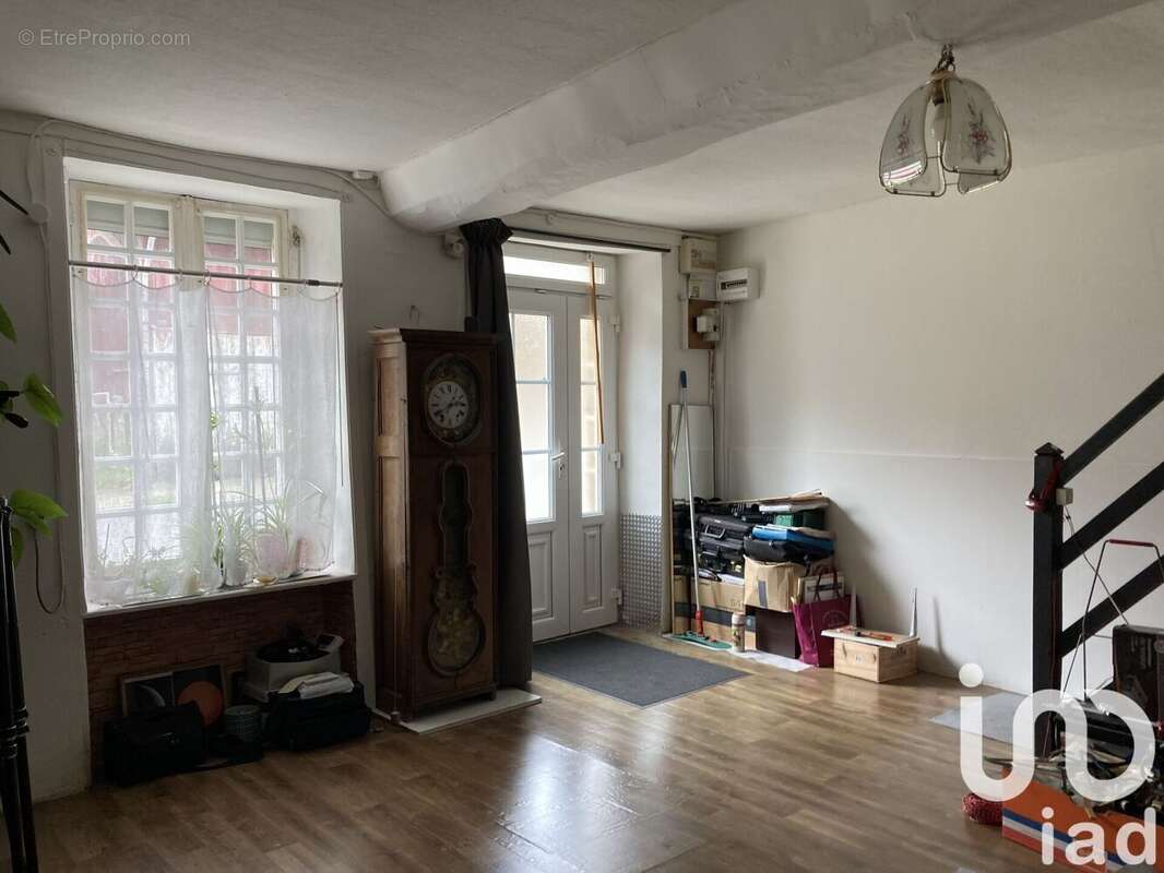 Photo 3 - Maison à SAINT-AUBIN-DE-TERREGATTE