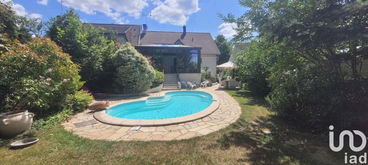 Photo 2 - Maison à LE PLESSIS-TREVISE