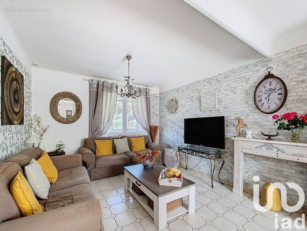 Photo 1 - Maison à UZEL