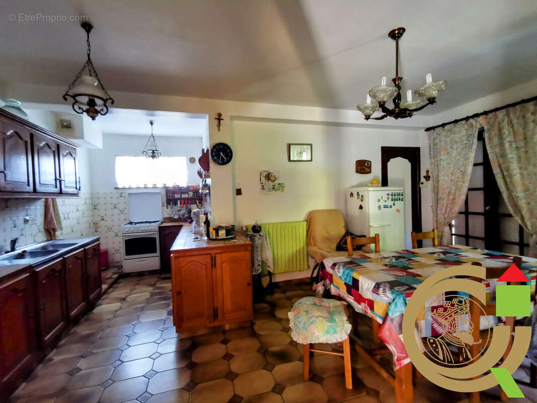 Maison à REGNAUVILLE