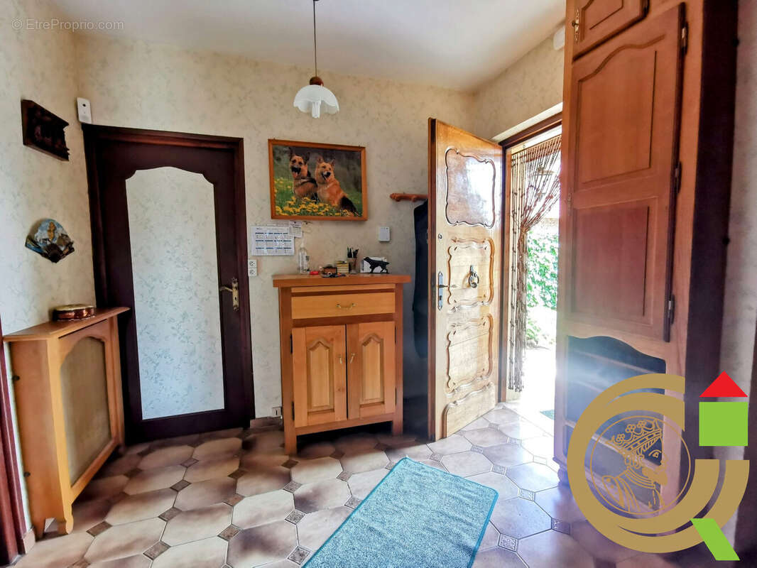 Maison à REGNAUVILLE