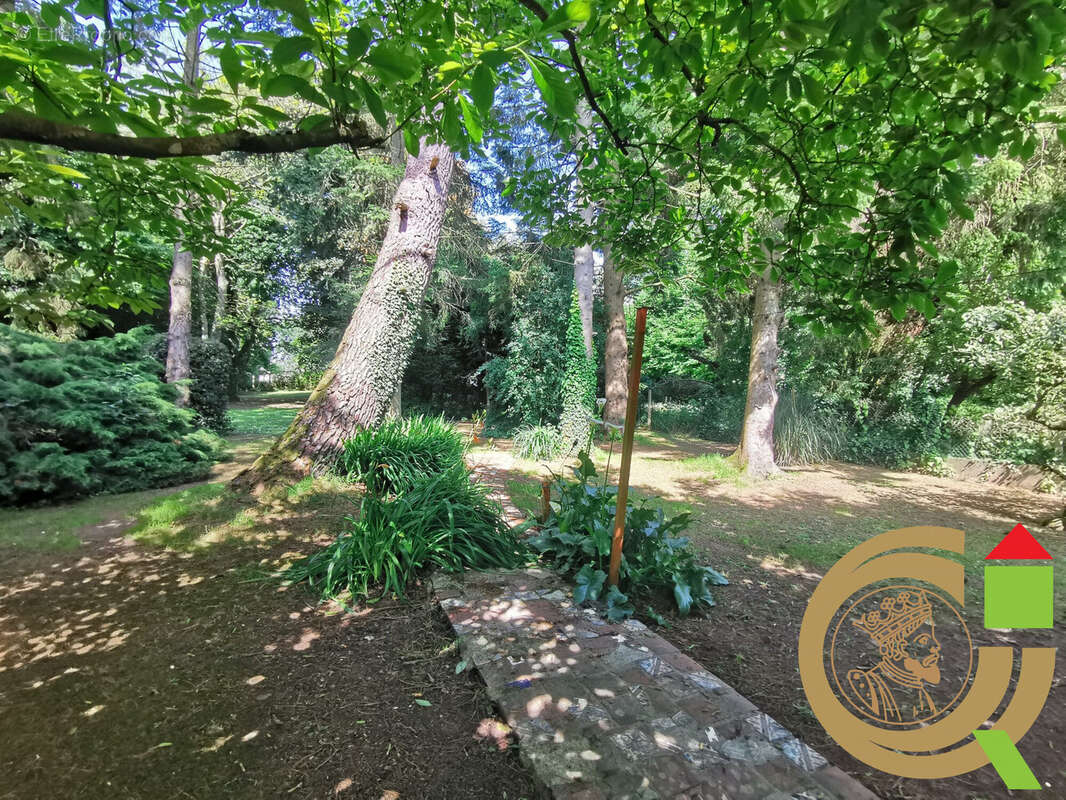 Maison à REGNAUVILLE