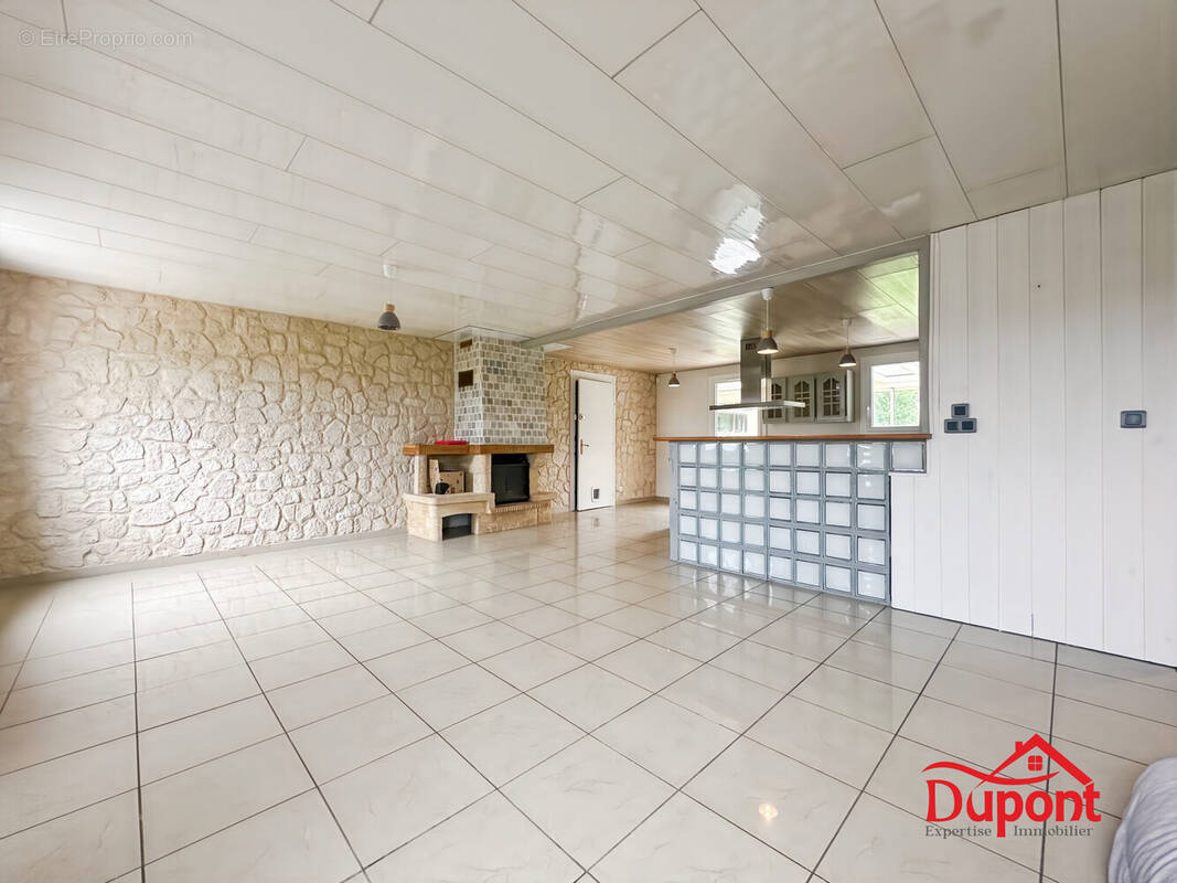 Maison à LES MAZURES