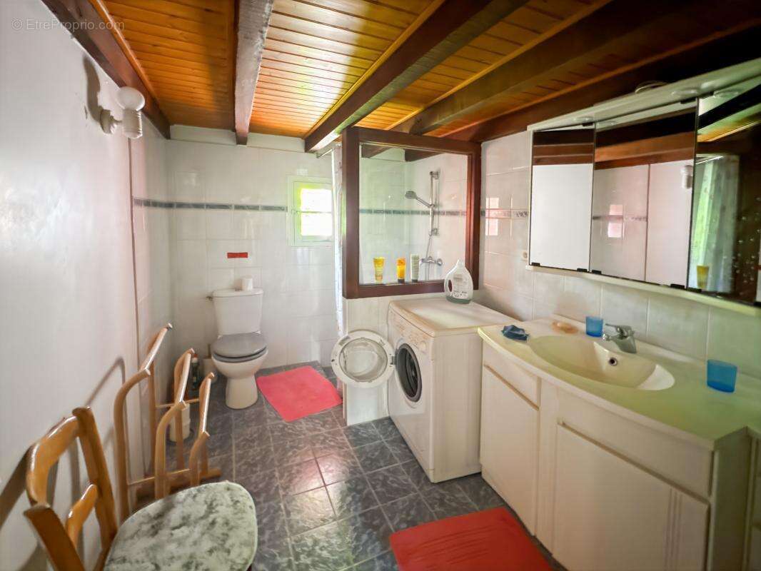 Maison à SAINT-ASTIER