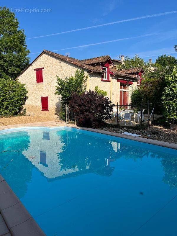 Maison à SAINT-ASTIER