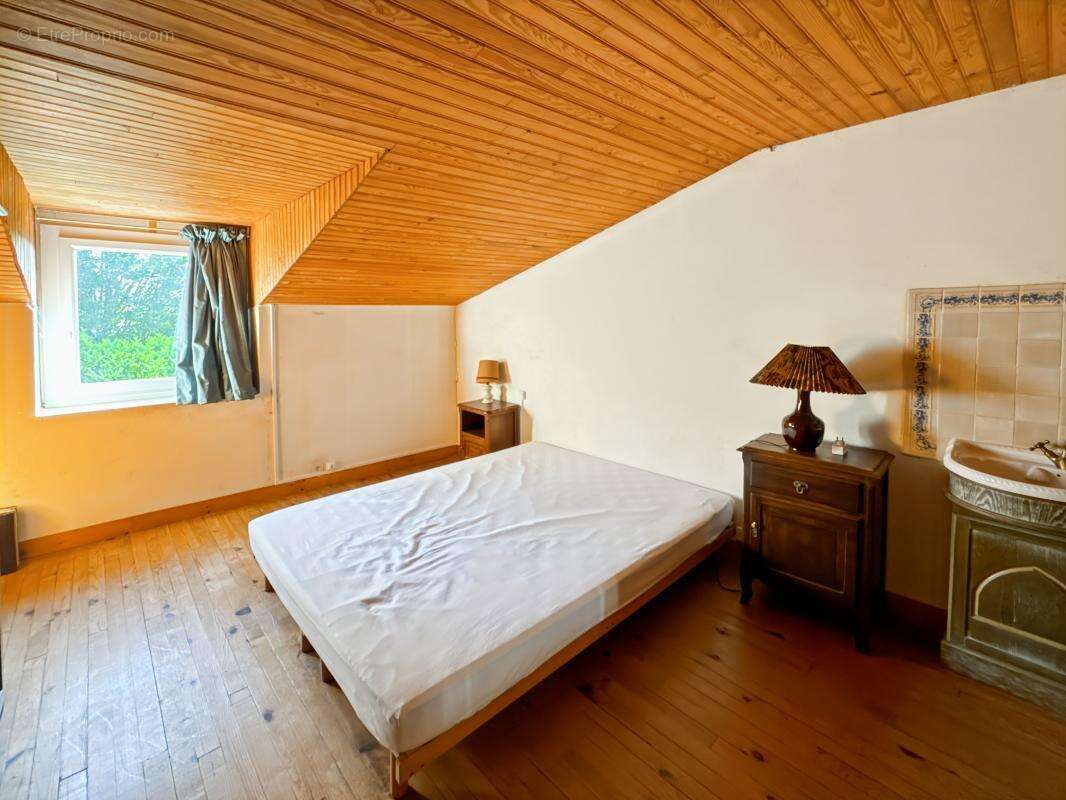 Maison à SAINT-ASTIER