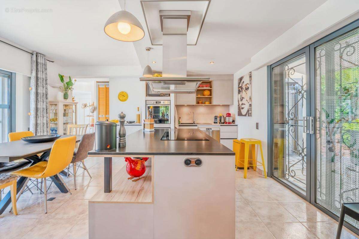 Maison à SAINT-RAPHAEL