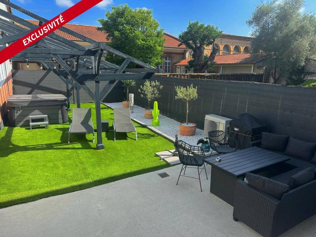 Maison à BEAUMONT-DE-LOMAGNE