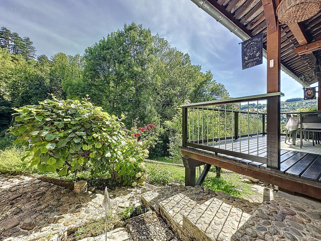 Maison à SAINT-GEOIRE-EN-VALDAINE