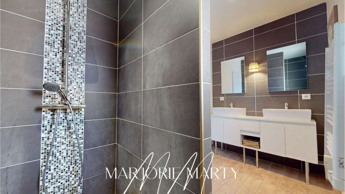 Maison à LEZIGNAN-CORBIERES