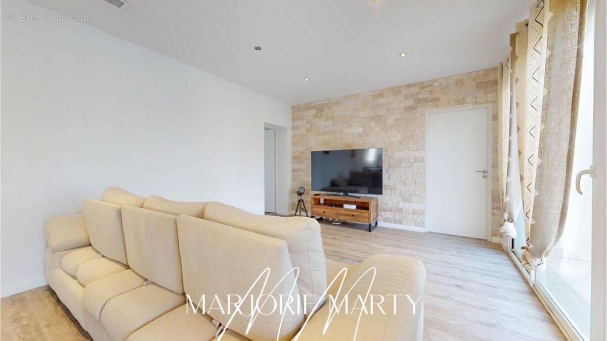 Maison à LEZIGNAN-CORBIERES