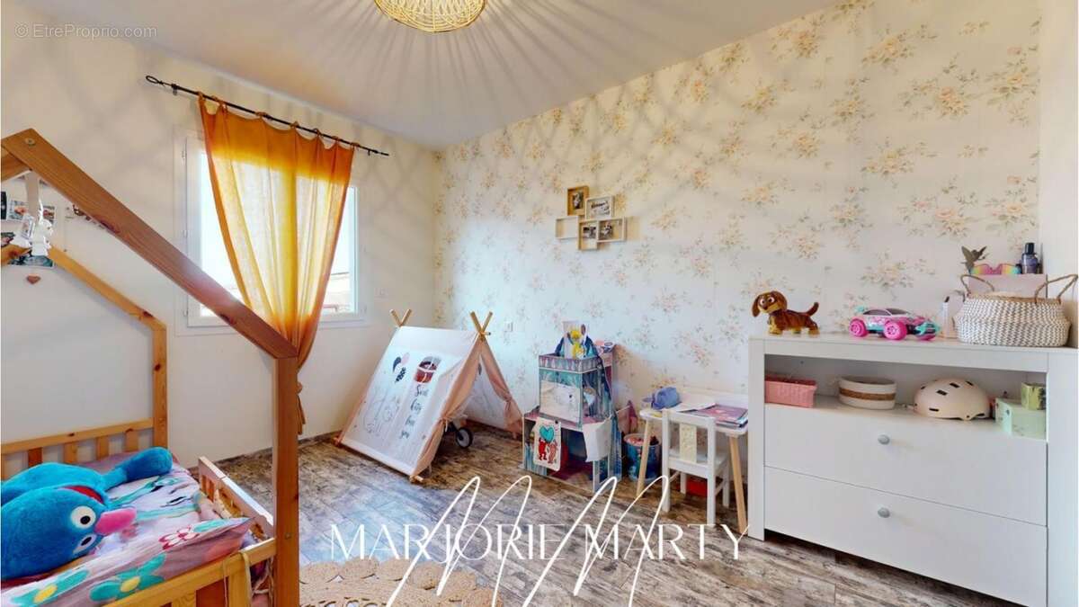 Maison à LEZIGNAN-CORBIERES