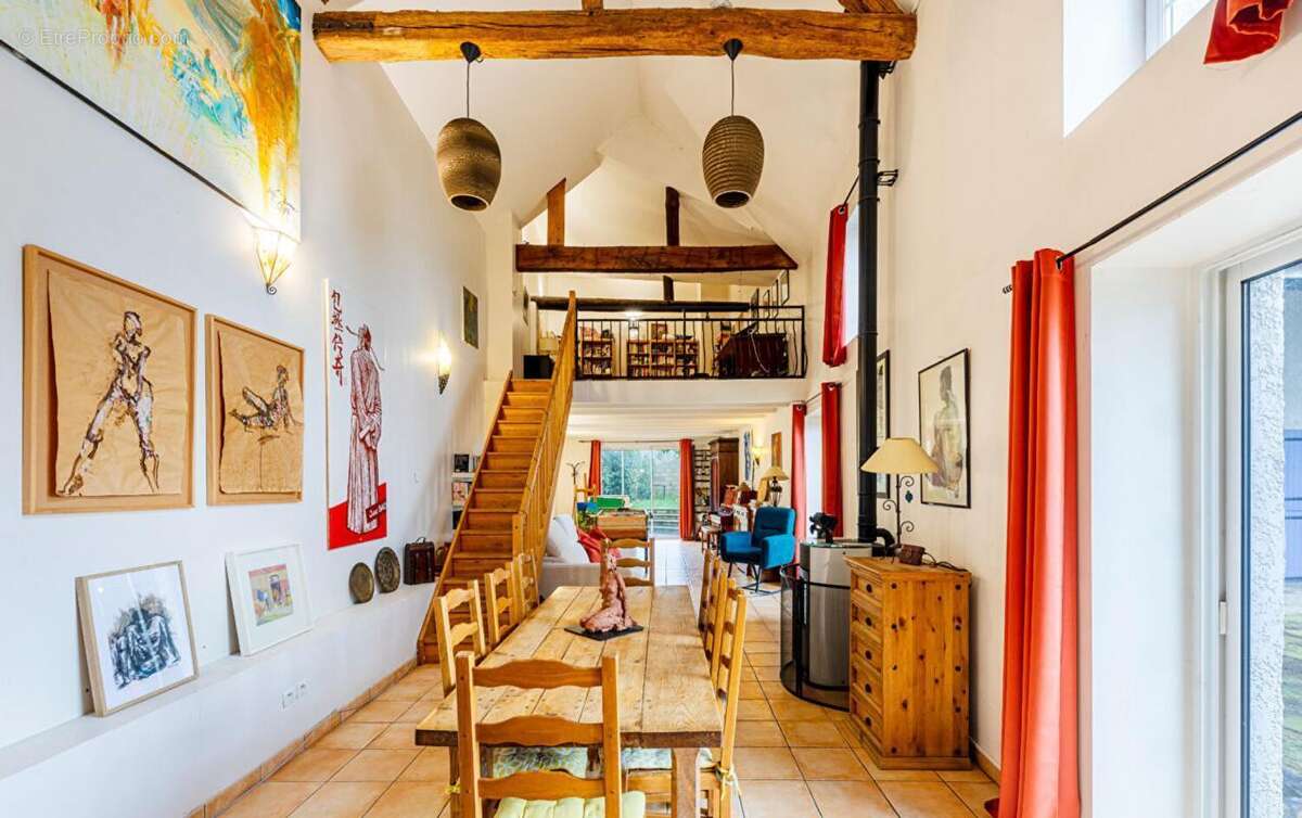 Maison à BOUFFEMONT