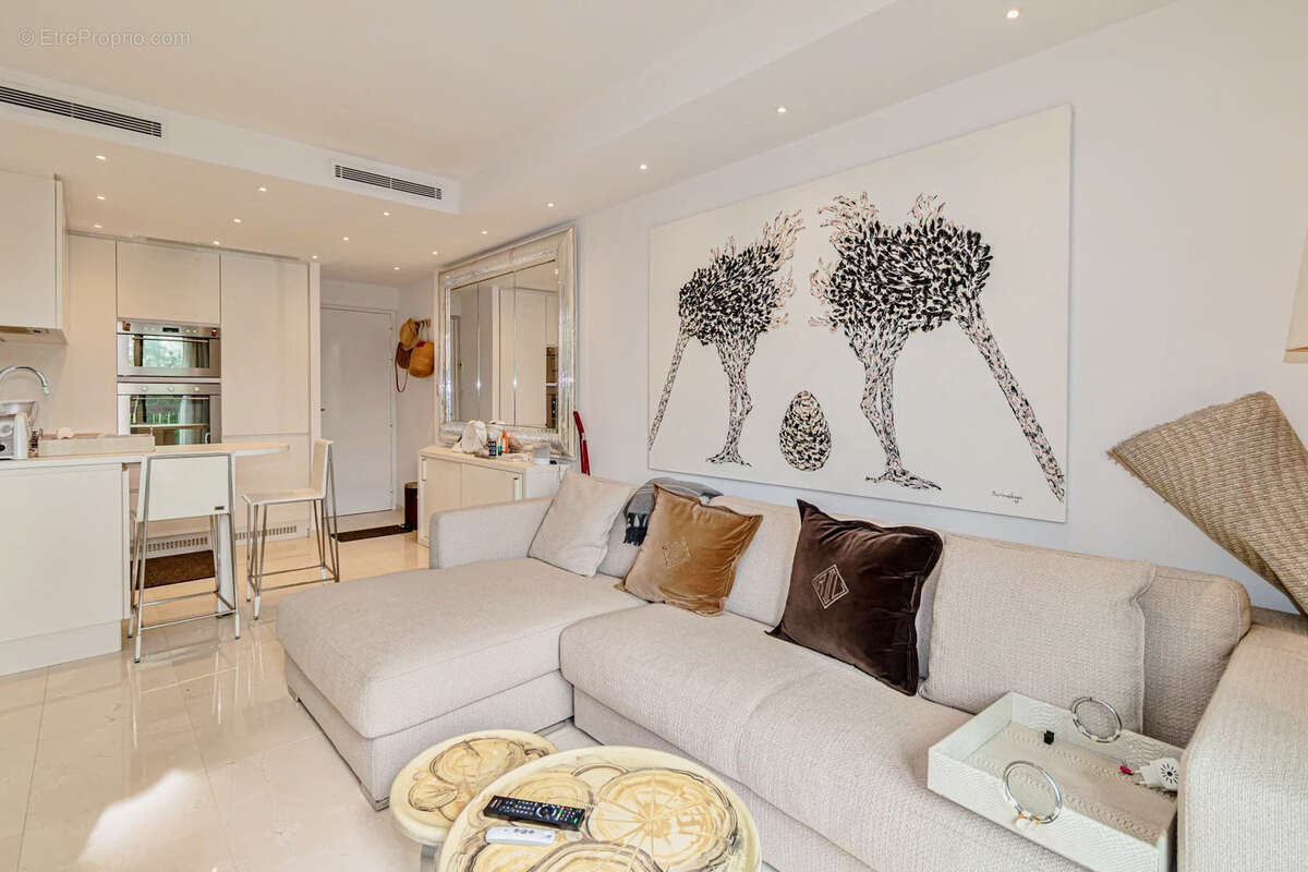 Appartement à MANDELIEU-LA-NAPOULE