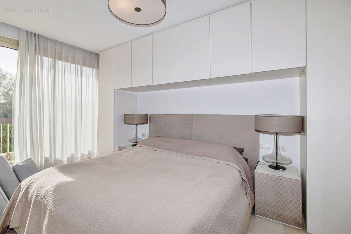 Appartement à MANDELIEU-LA-NAPOULE