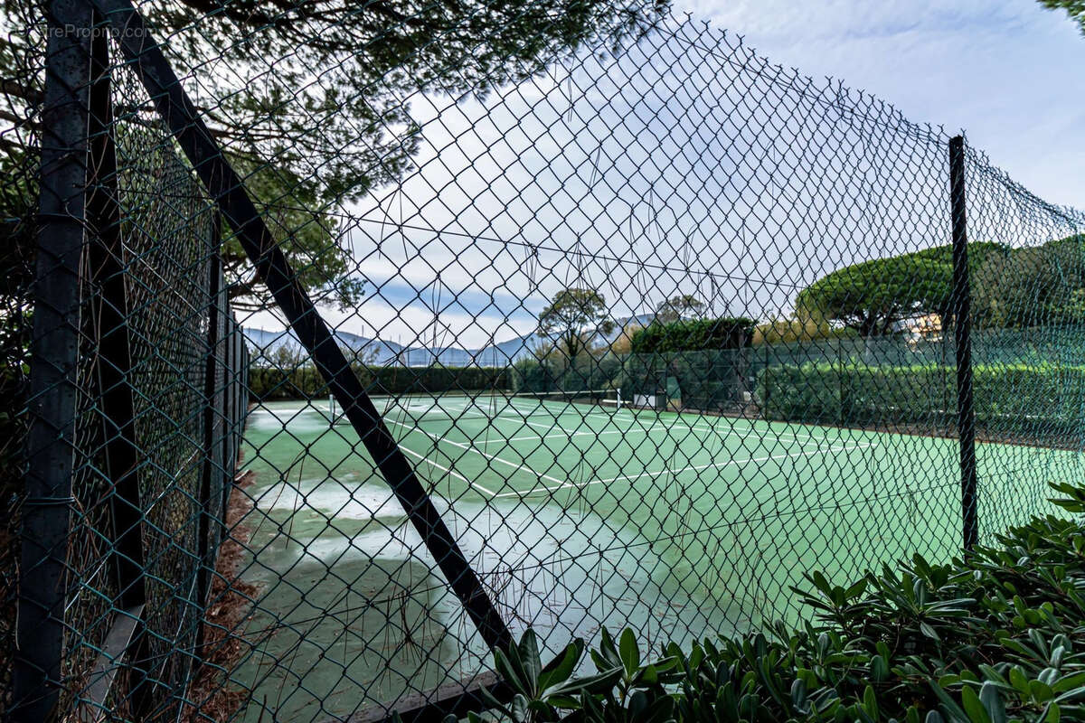 Appartement à MANDELIEU-LA-NAPOULE