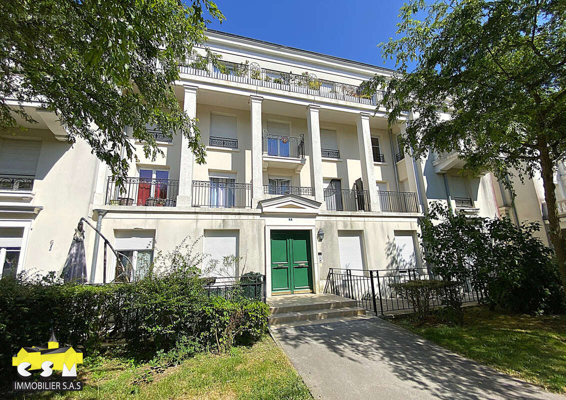 Appartement à SERRIS