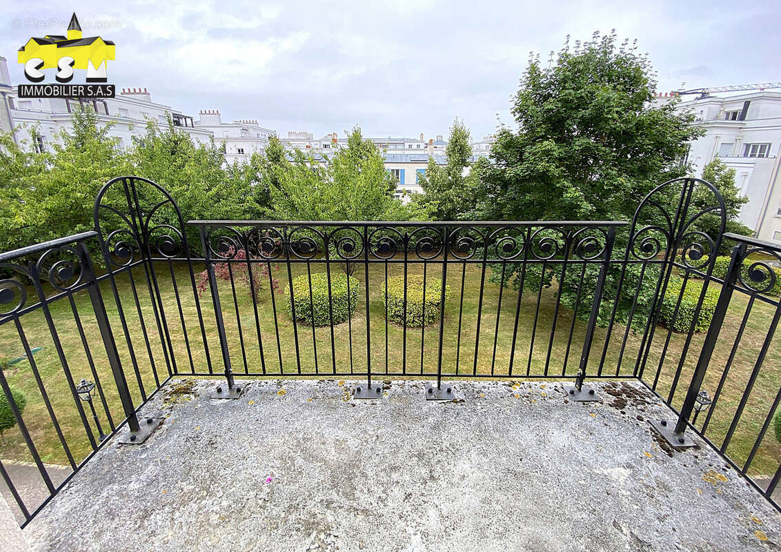 Appartement à SERRIS