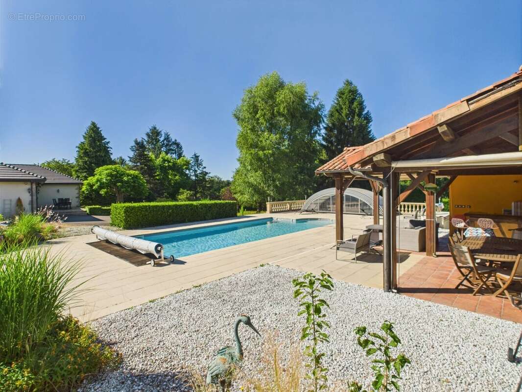 Maison à SAINT-MATHIEU