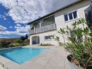 Maison à SAINT-ETIENNE-DES-OULLIERES