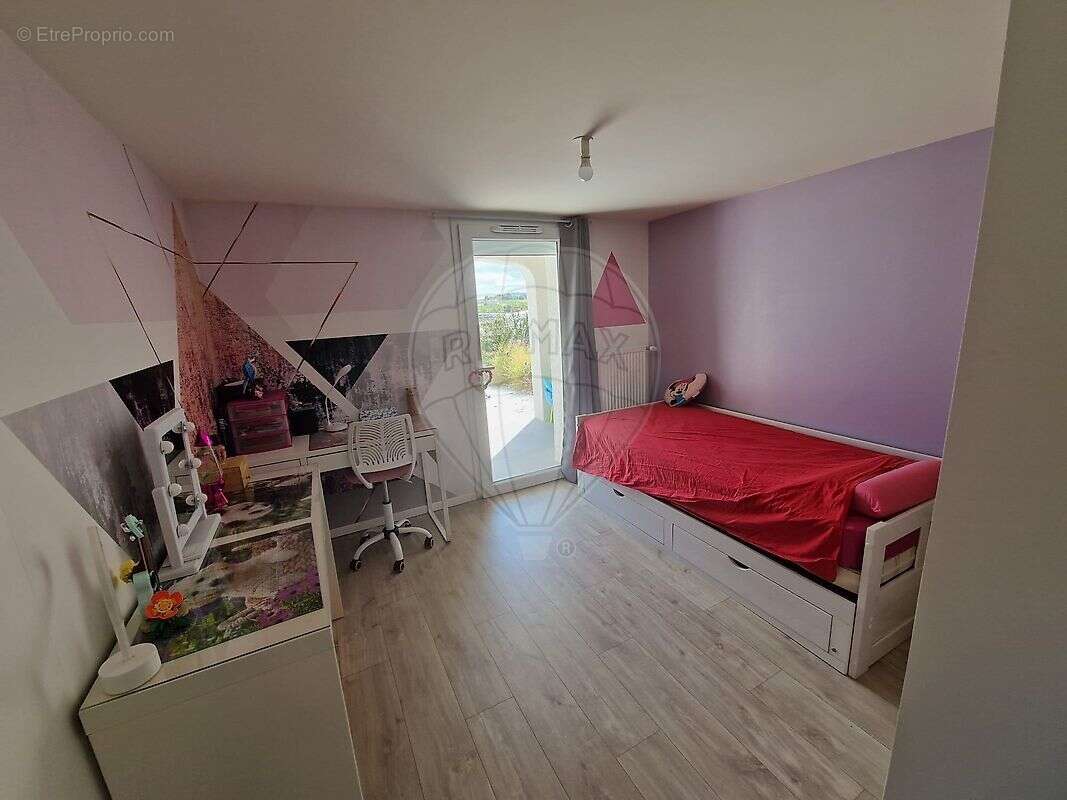 Maison à SAINT-ETIENNE-DES-OULLIERES