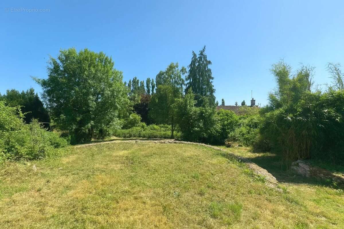 Maison à CHAUMES-EN-BRIE