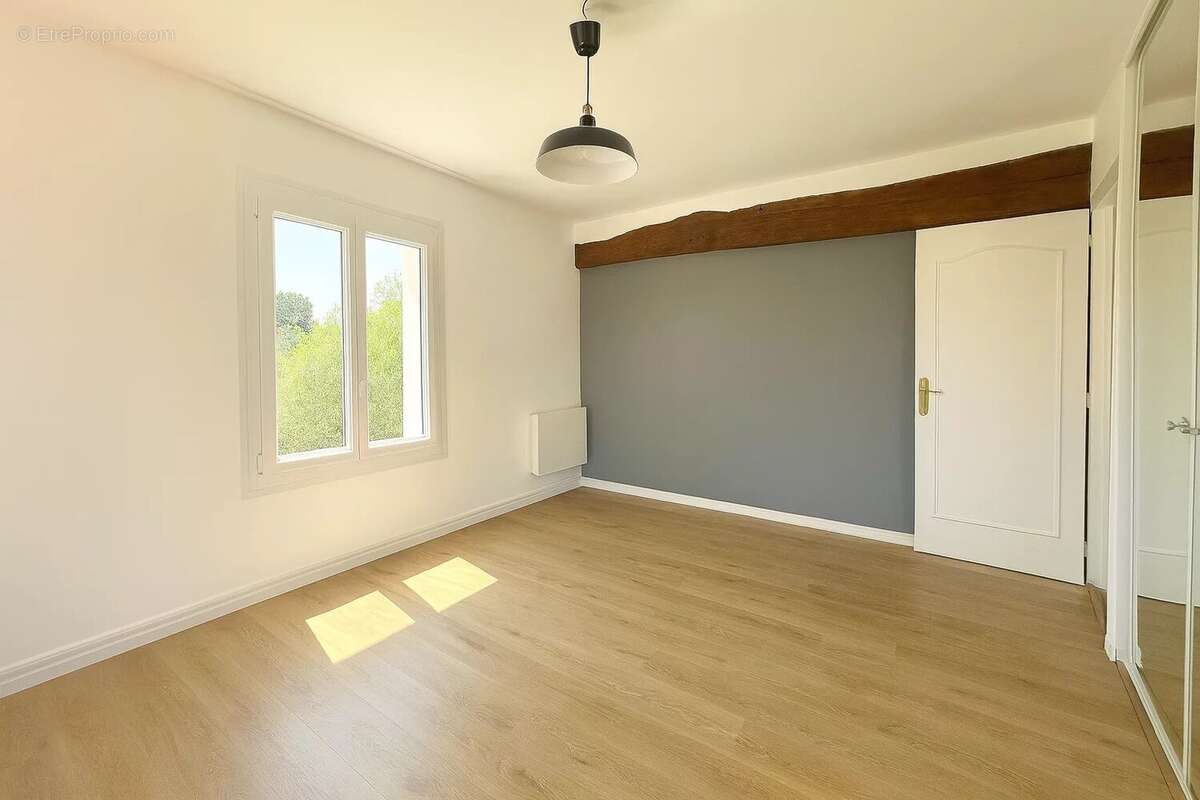 Maison à CHAUMES-EN-BRIE