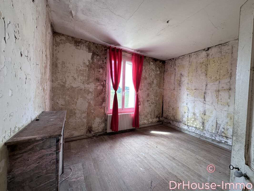 Maison à SAINT-MARTIN-DES-BESACES