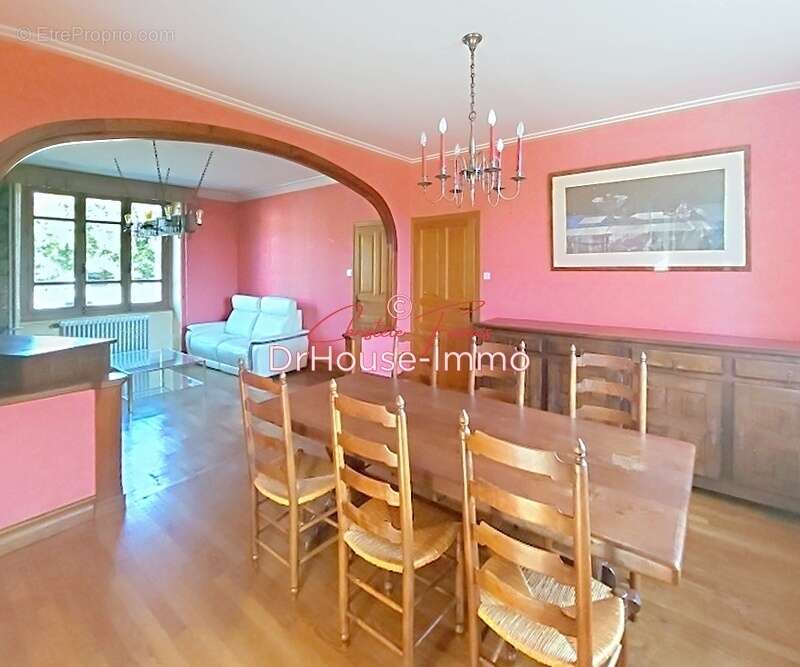 Maison à LOUVIGNE-DU-DESERT