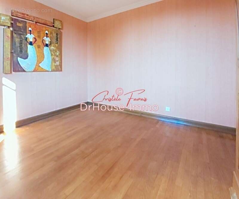 Maison à LOUVIGNE-DU-DESERT