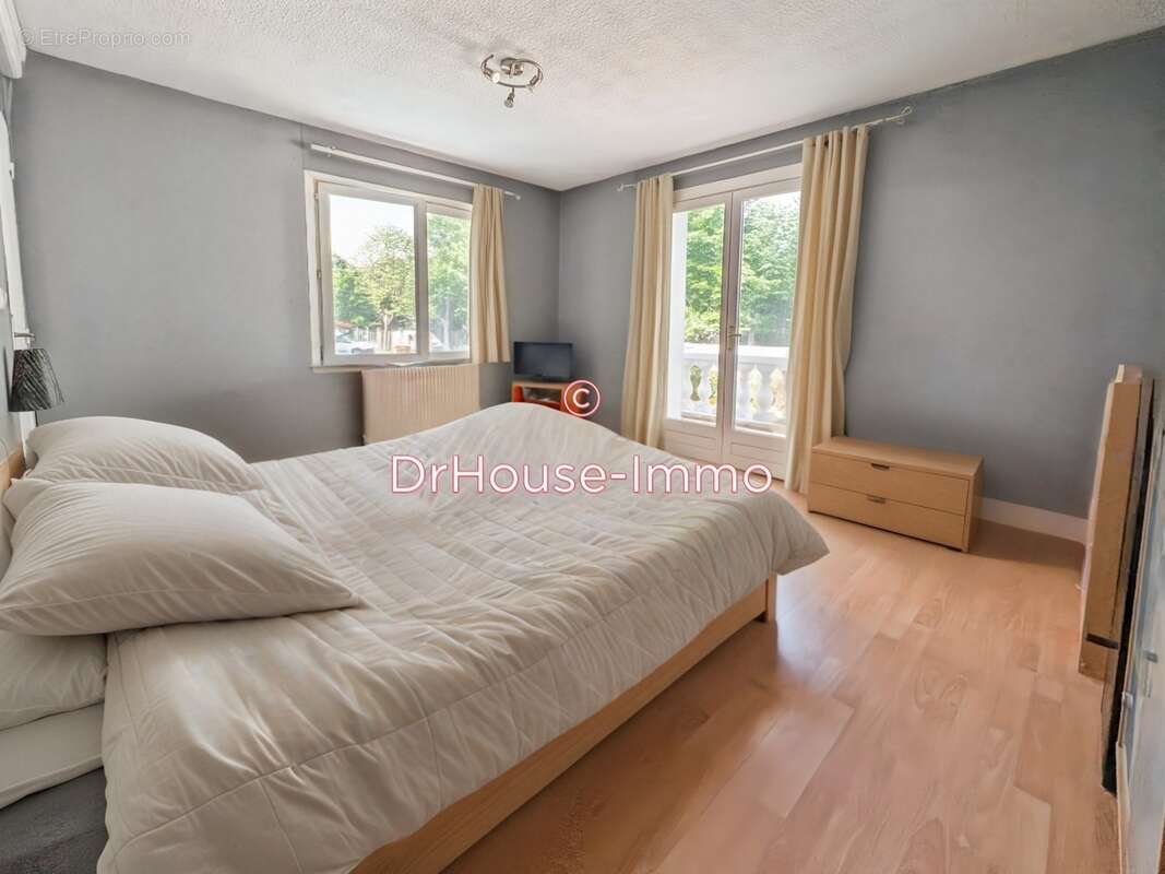 Maison à VILLEFRANCHE-SUR-SAONE