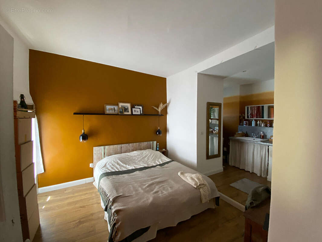 Autre à L&#039;ISLE-SUR-LA-SORGUE