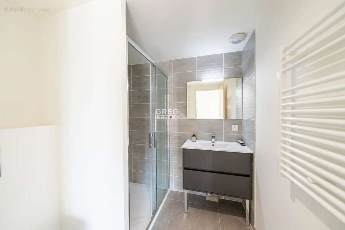 Appartement à VILLENEUVE-LOUBET