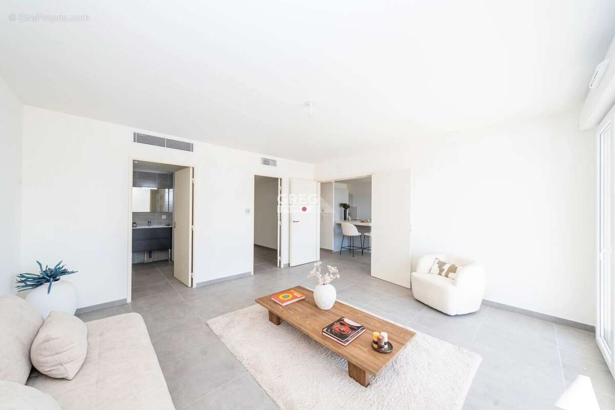 Appartement à VILLENEUVE-LOUBET