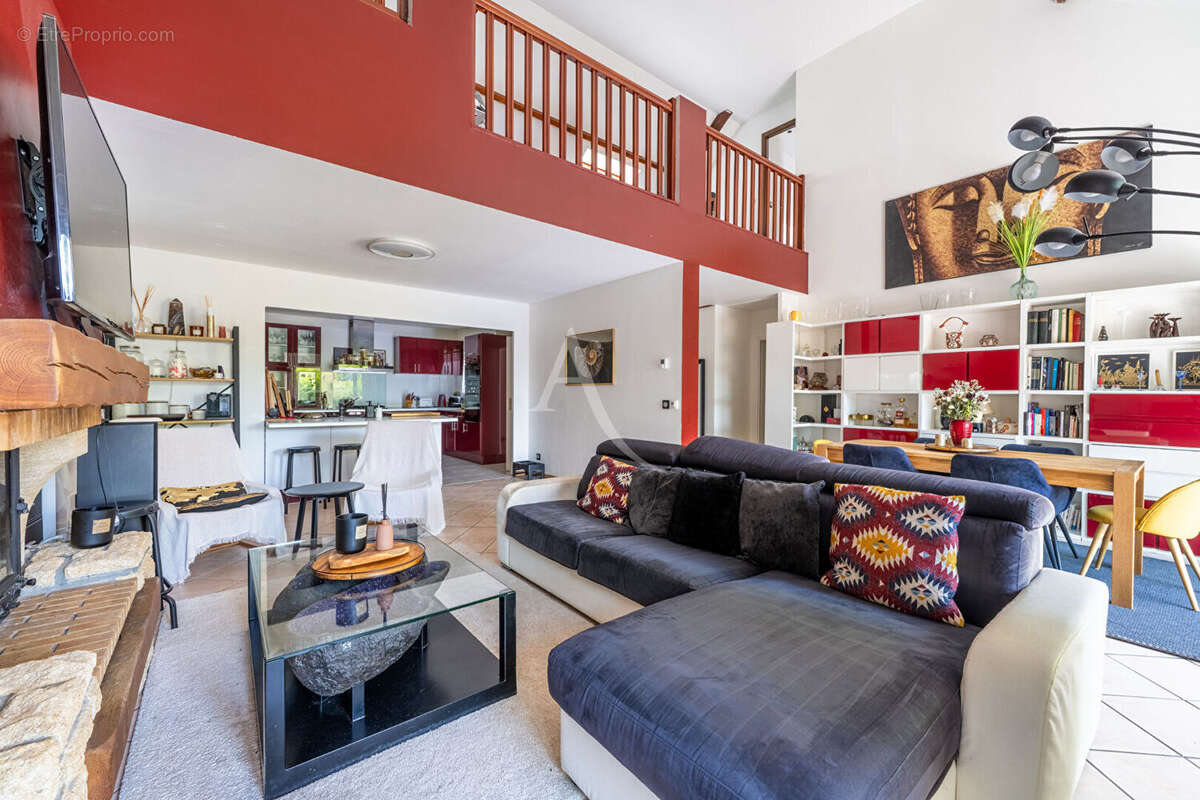 Maison à COURDIMANCHE