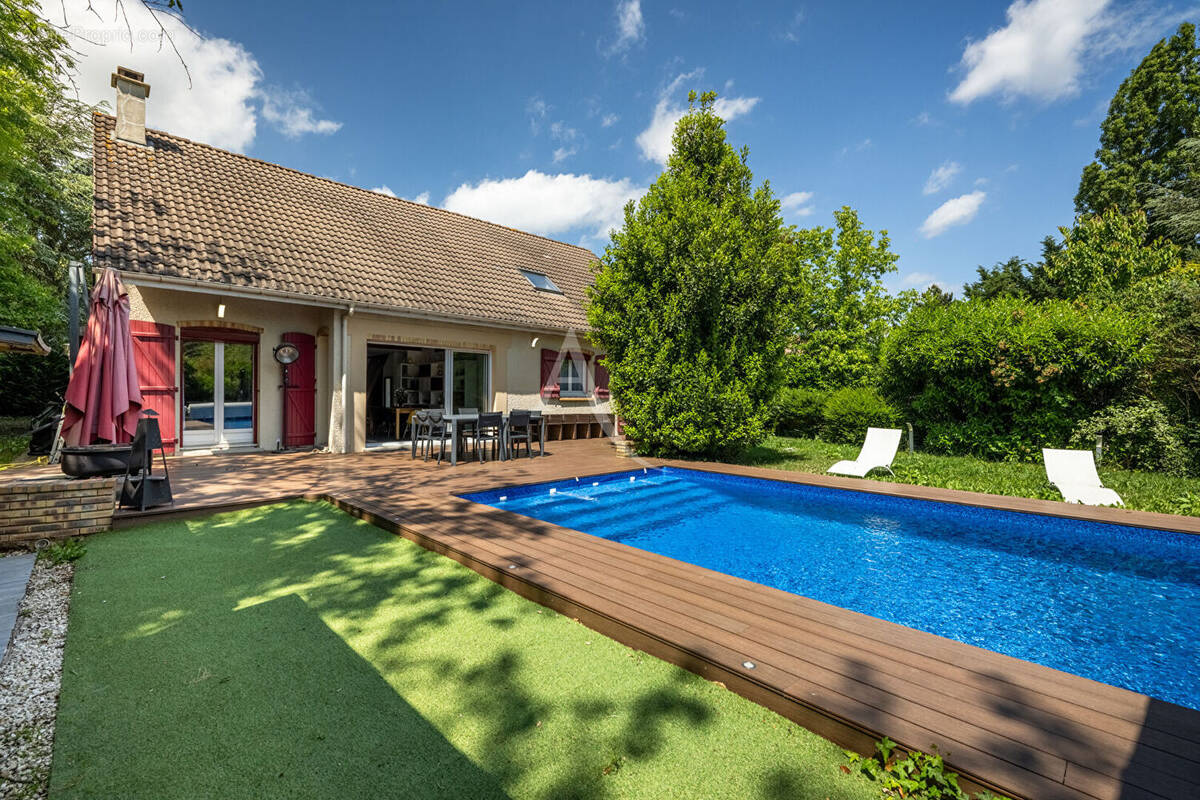 Maison à COURDIMANCHE