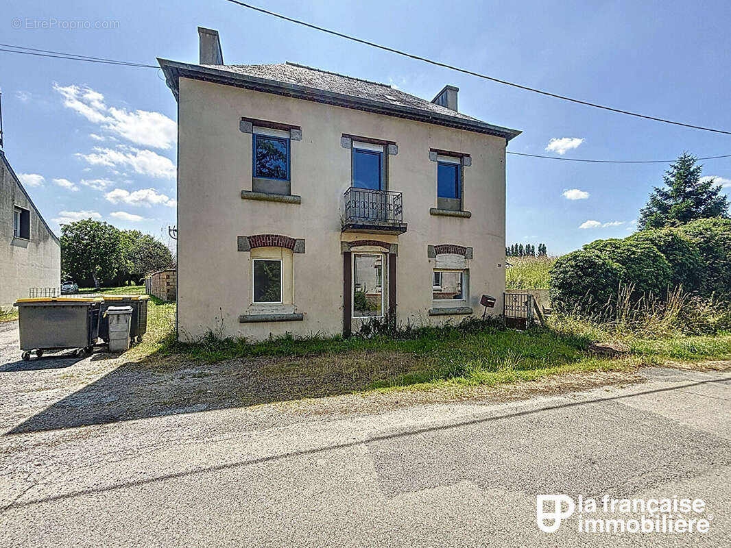 Maison à MONTAUBAN-DE-BRETAGNE